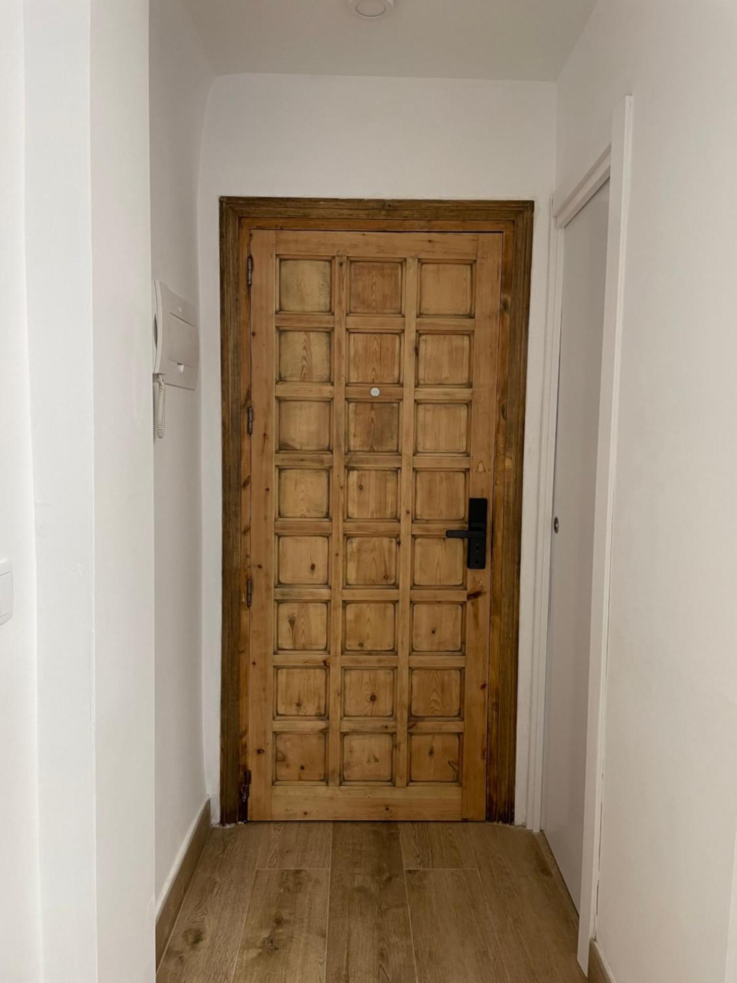 Granadella Apartment *